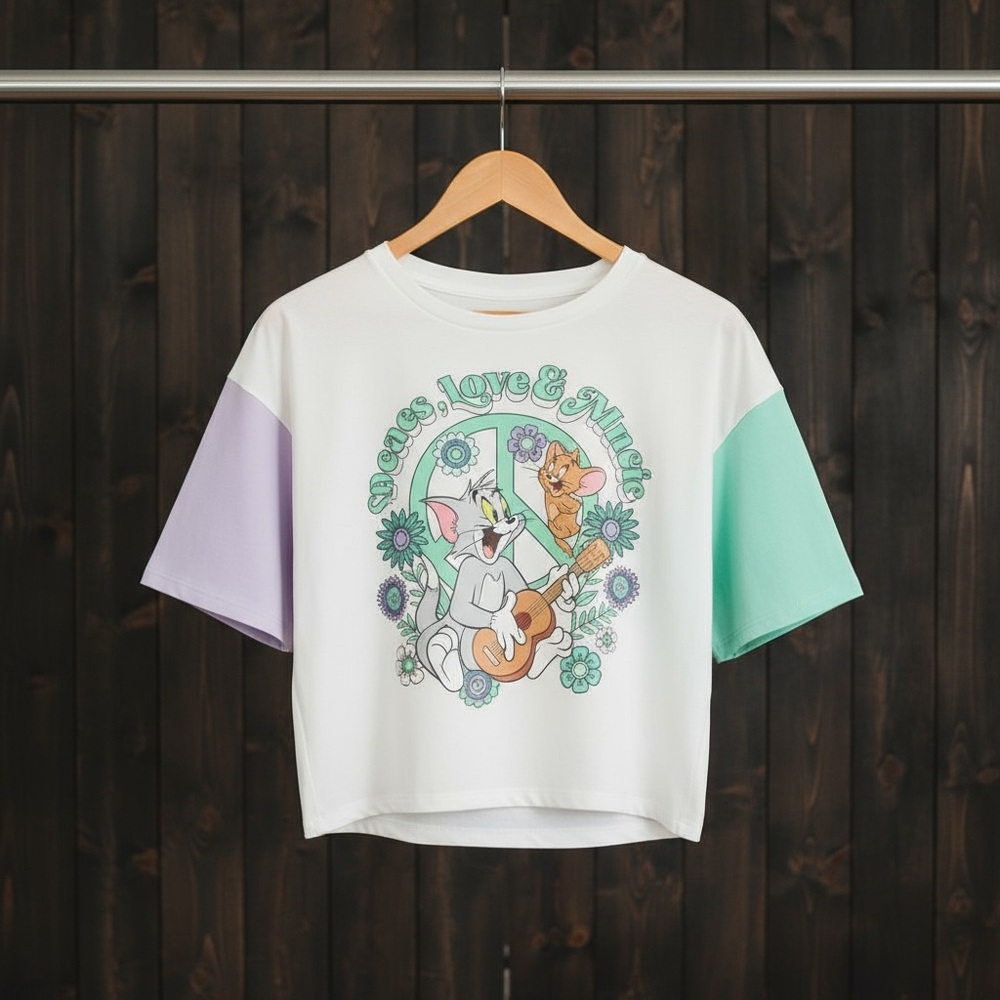 Tom and Jerry “Peace Love & Music” Graphic Tee (Size: L)